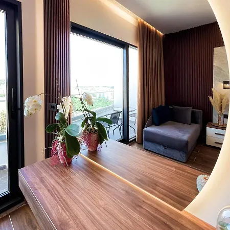 Hotel Lajka Luxury Ulcinj Exterior photo