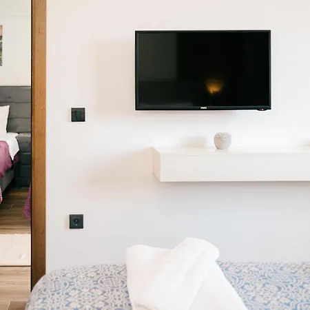 Hotel Lajka Luxury Ulcinj Exterior photo