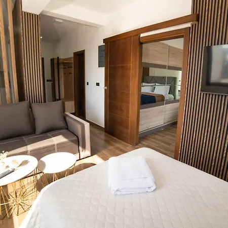 Hotel Lajka Luxury Ulcinj Exterior photo