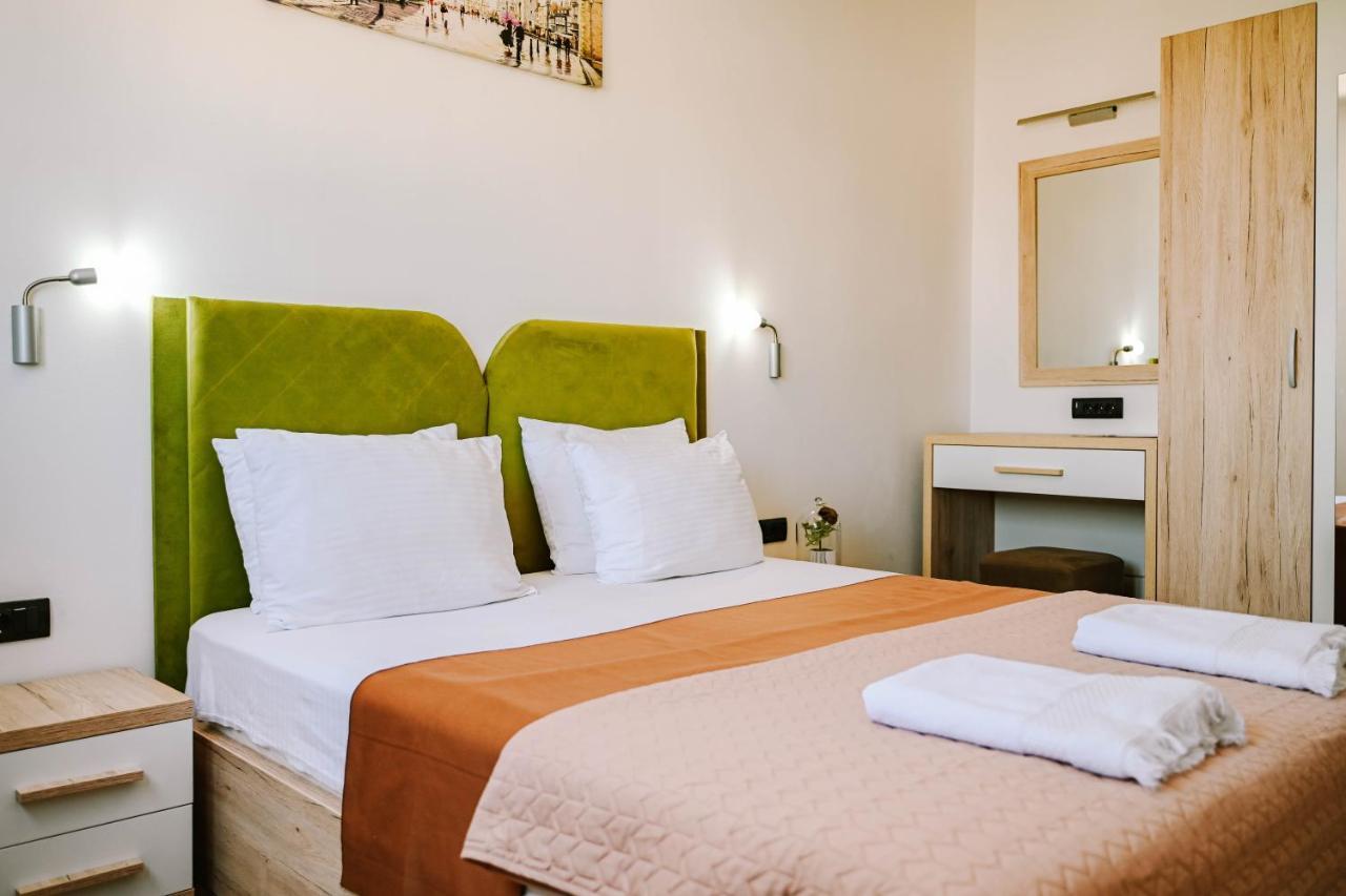 Lajka Luxury Hotel 4*
