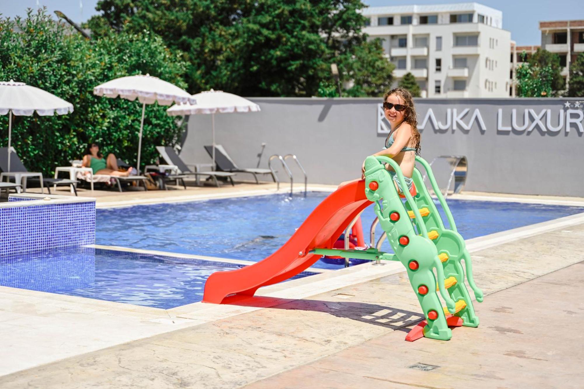 Lajka Luxury