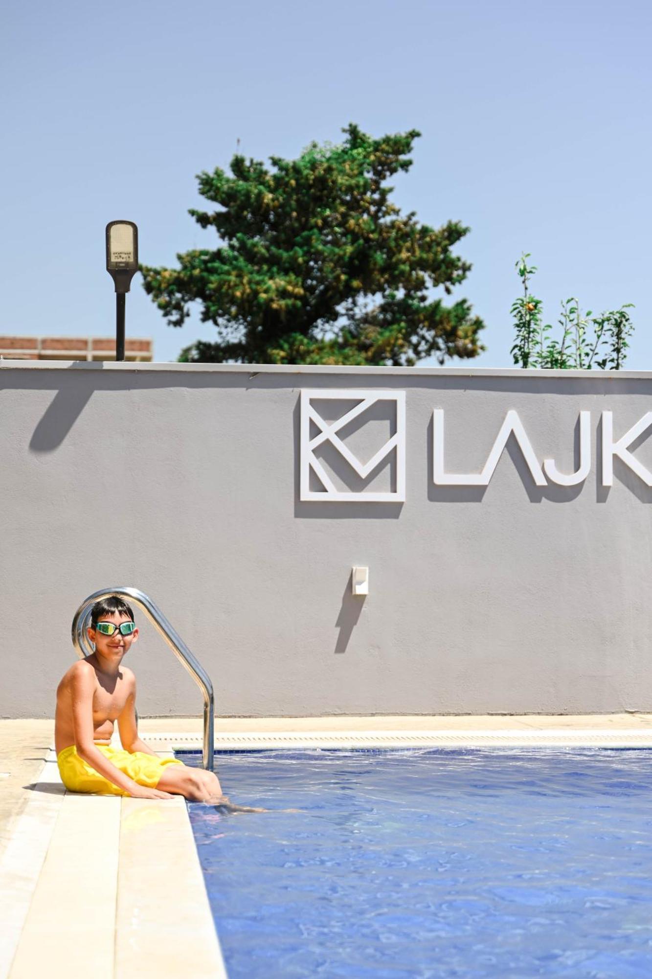 Lajka Luxury Ulcinj