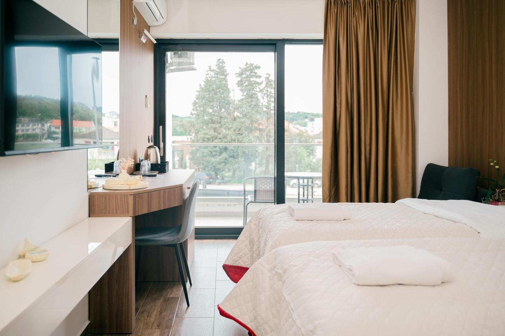 Lajka Luxury 4*