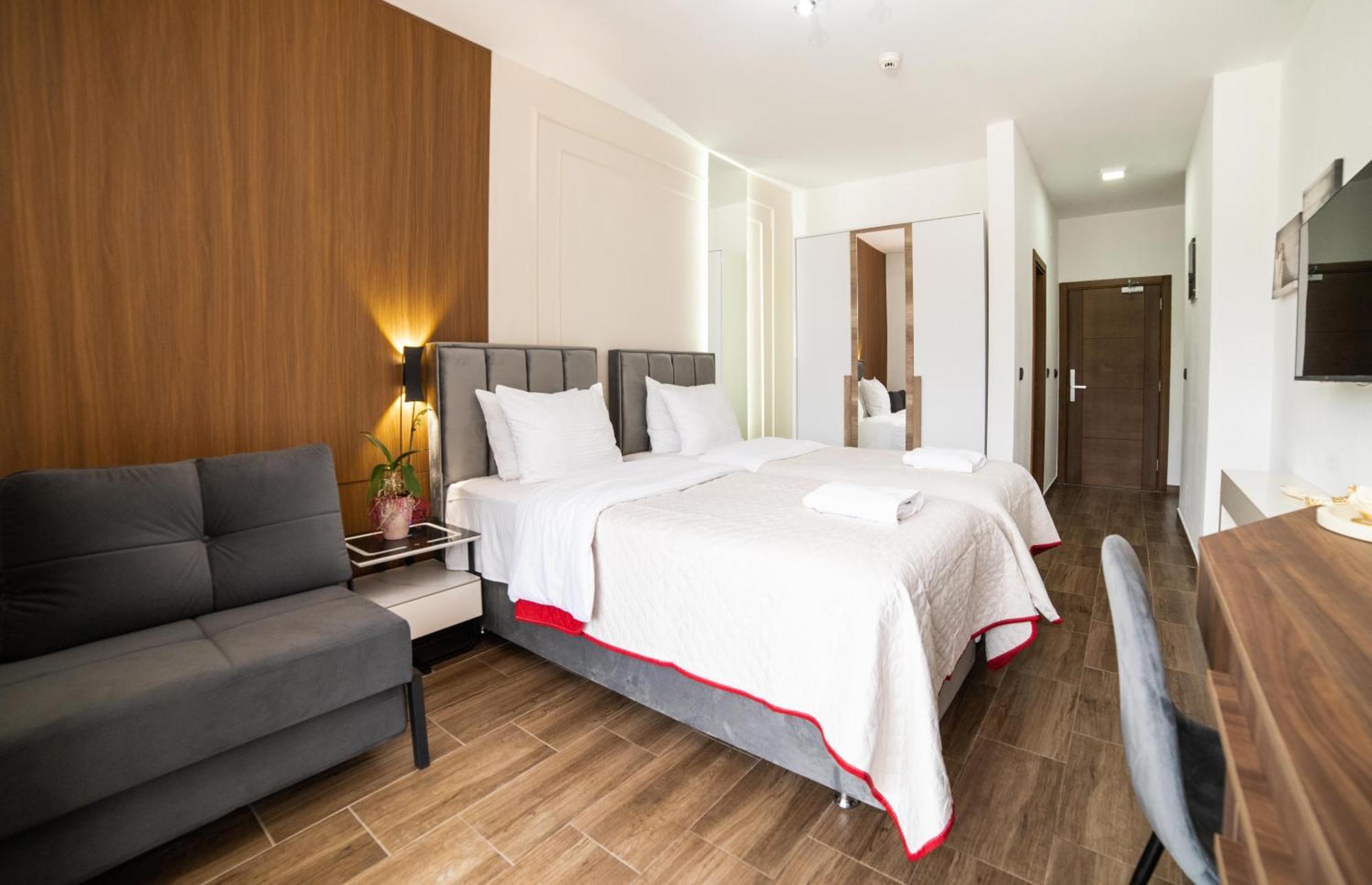 Hotel Lajka Luxury 4*